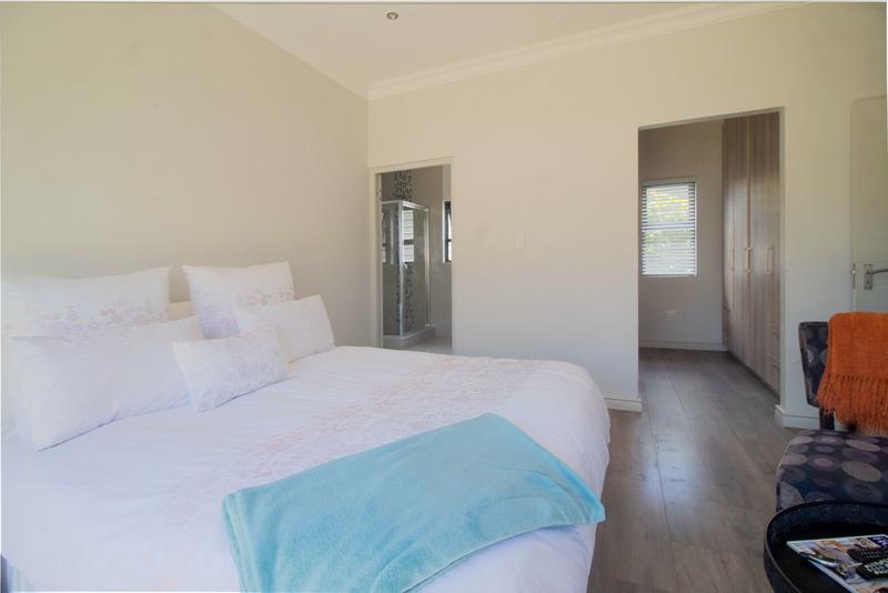 3 Bedroom Property for Sale in Parklands North Western Cape